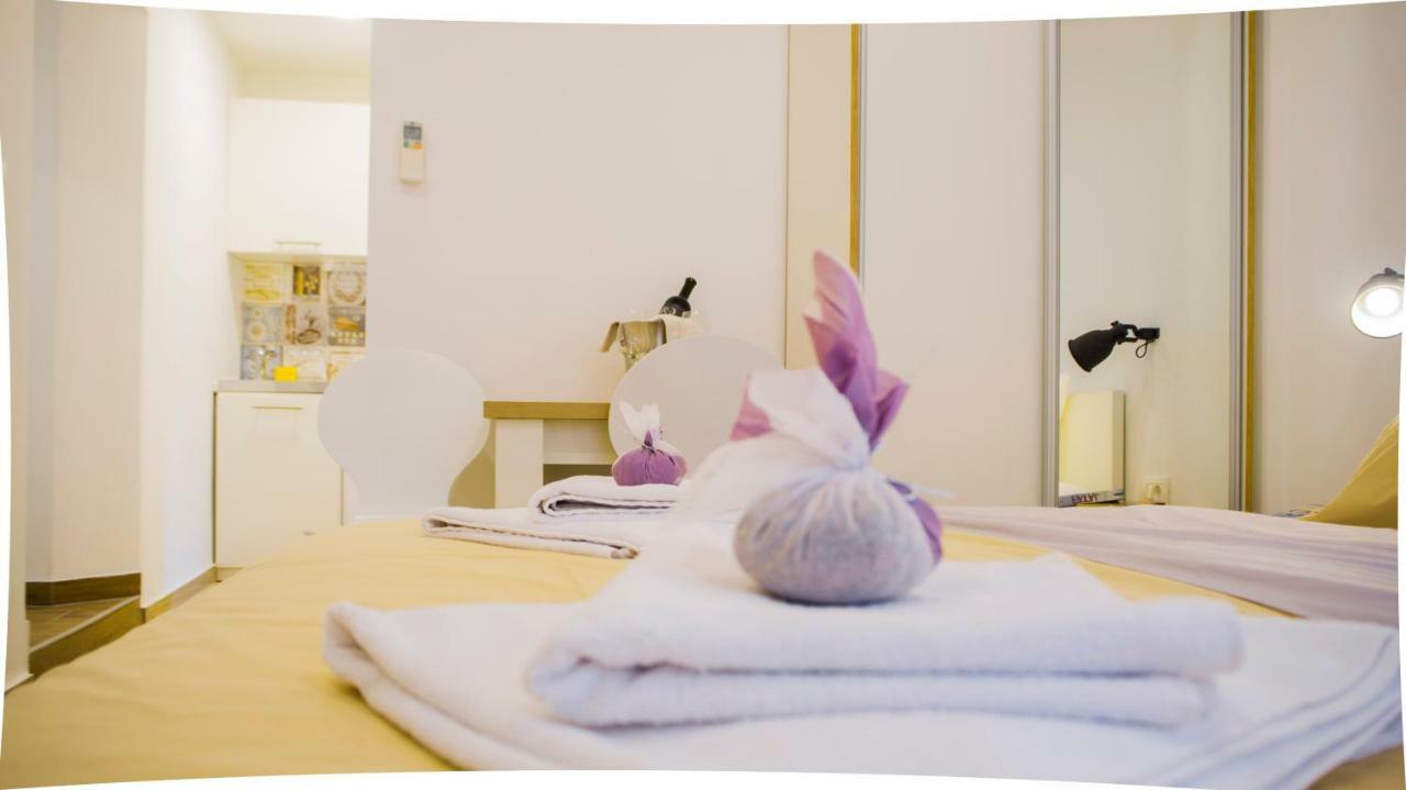 코미자 The Little Gem B&B 외부 사진